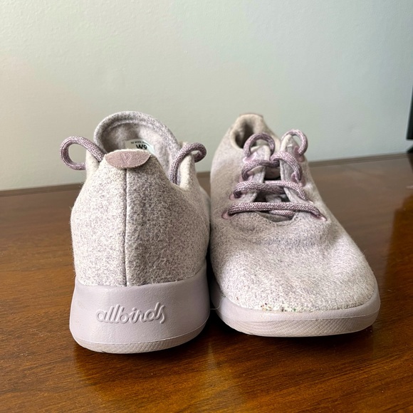 Allbirds Lilac Wool runners - Picture 4 of 4